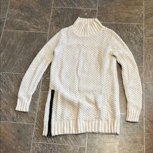 Banana Republic Cream Turtleneck Sweater with Side Zipper